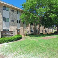 Comercial Pressure Washing in Elk River, MN Thumbnail