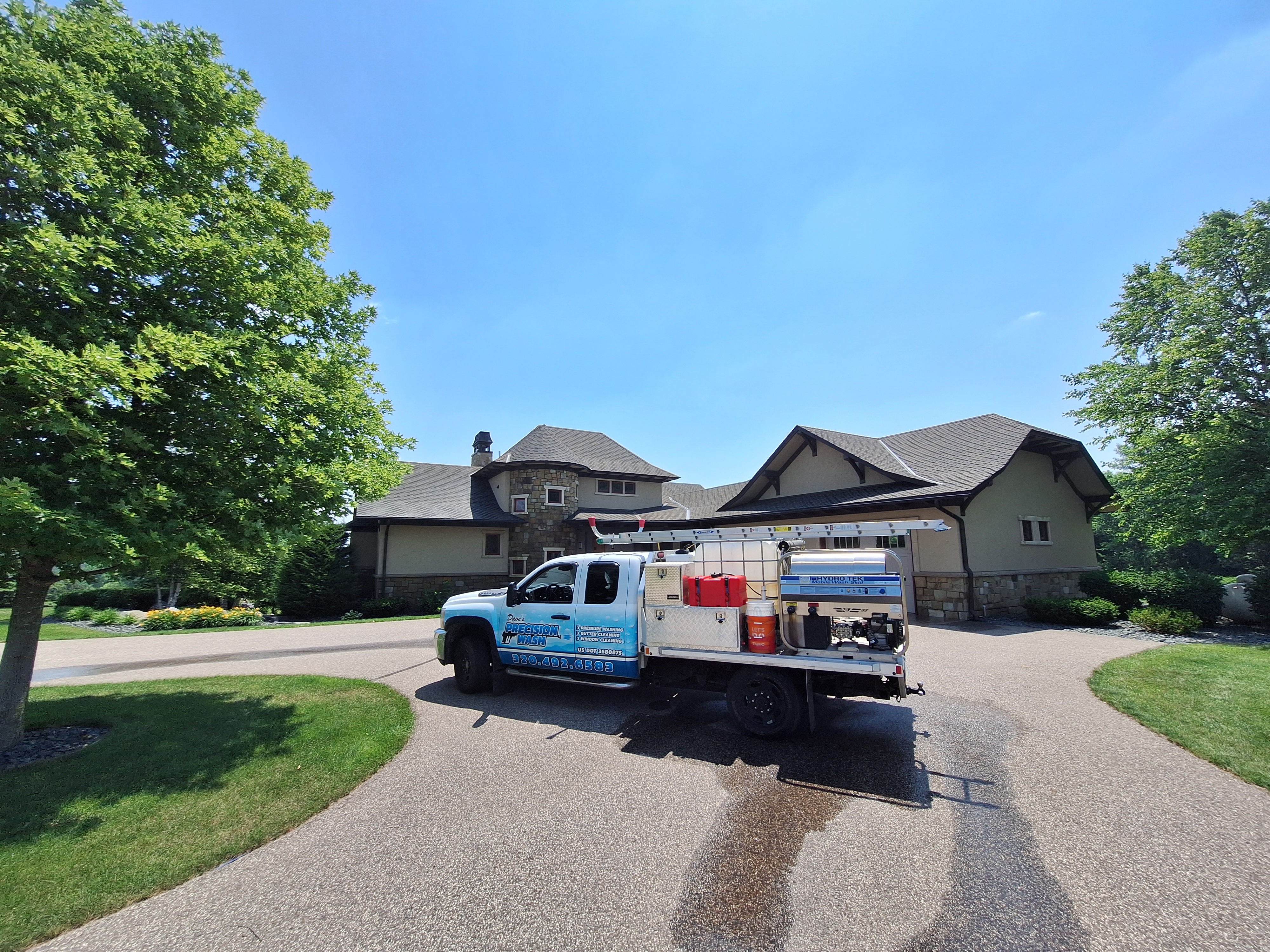 Roof Washing in Hanover, MN